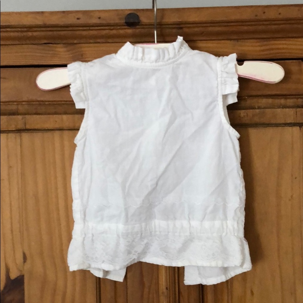 Edens bouquet button back top